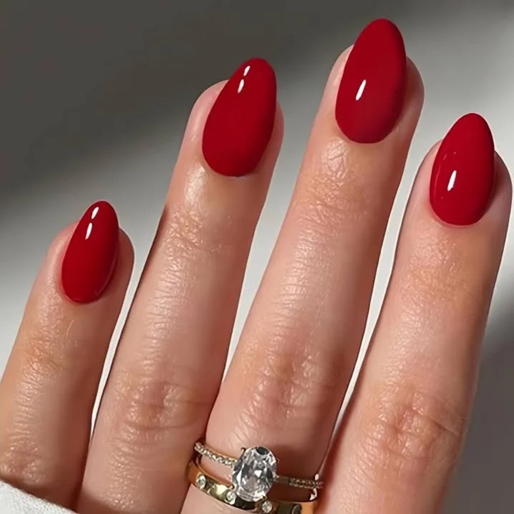 Bundle of 4 LOVE Red Nail Polish | good quality